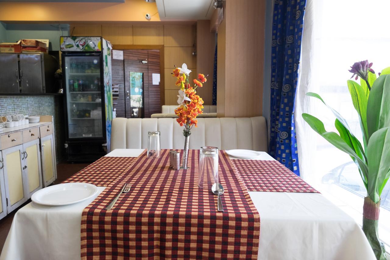 Oyo Flagship 561 Host Inn Mumbai Ngoại thất bức ảnh