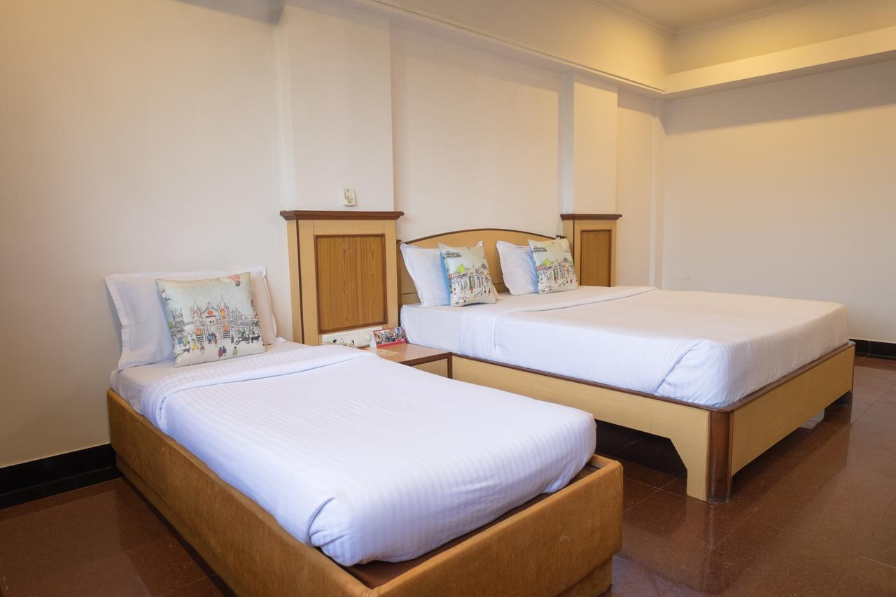 Oyo Flagship 561 Host Inn Mumbai Ngoại thất bức ảnh