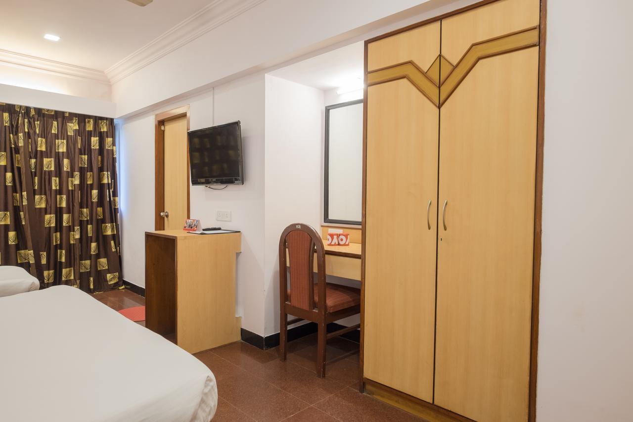 Oyo Flagship 561 Host Inn Mumbai Ngoại thất bức ảnh