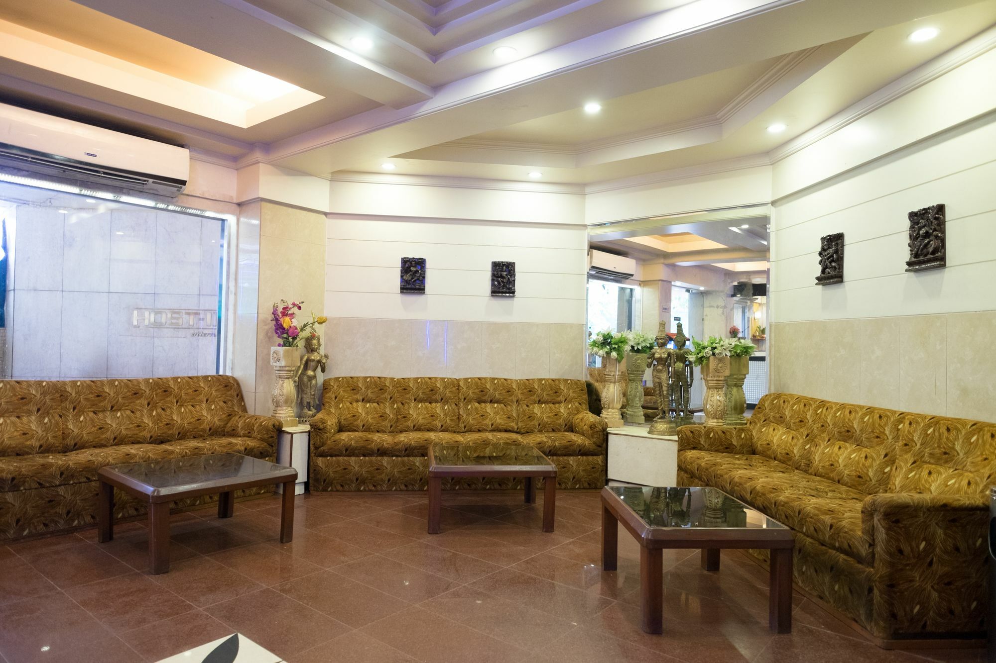 Oyo Flagship 561 Host Inn Mumbai Ngoại thất bức ảnh